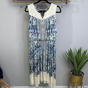 Elegant Blue and White Patterned Dress